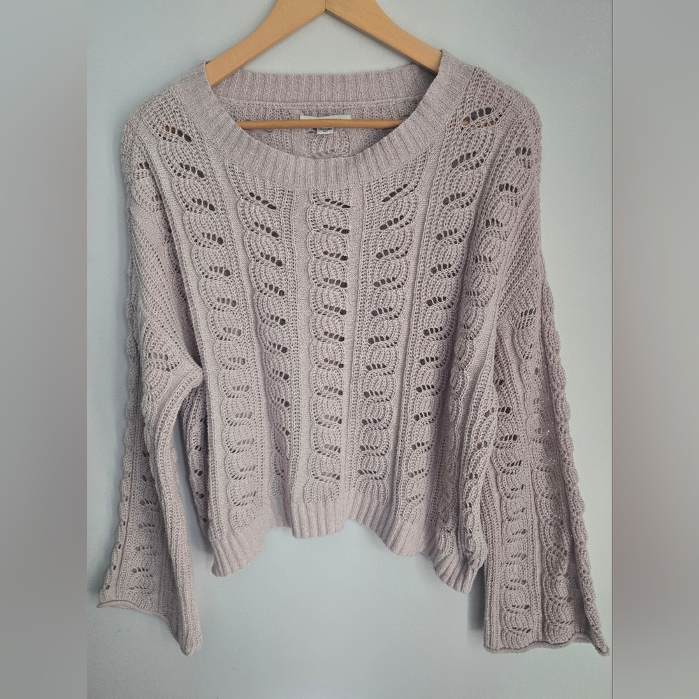AMERICAN EAGLE OUTFITTERS Very Light Mauve Soft Knit Sweater